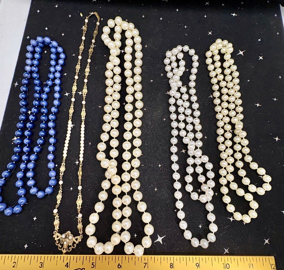 Vintage Faux Pearl Necklaces Lot Of 5 Different Sizes & Colors