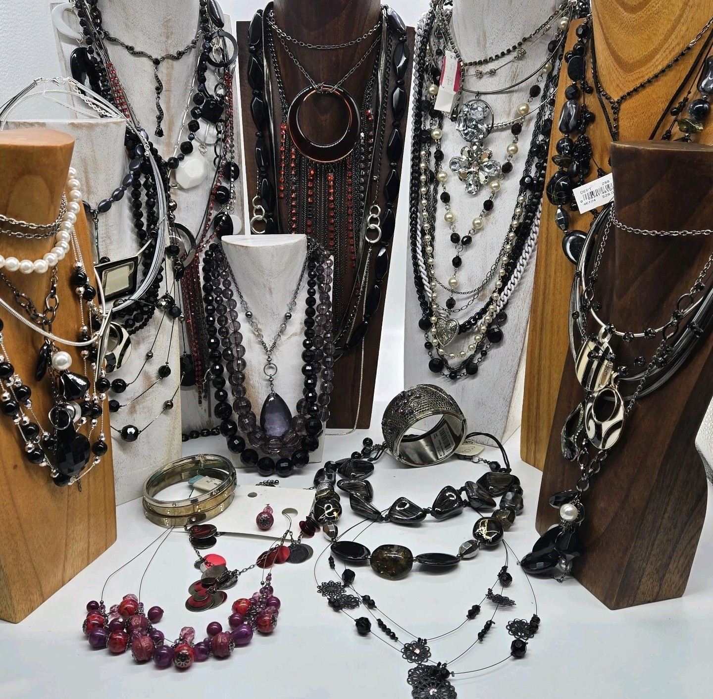 Designer Jewelry Lot Signed Unsigned 5 Pounds Over 71 Pieces Vintage Costume
