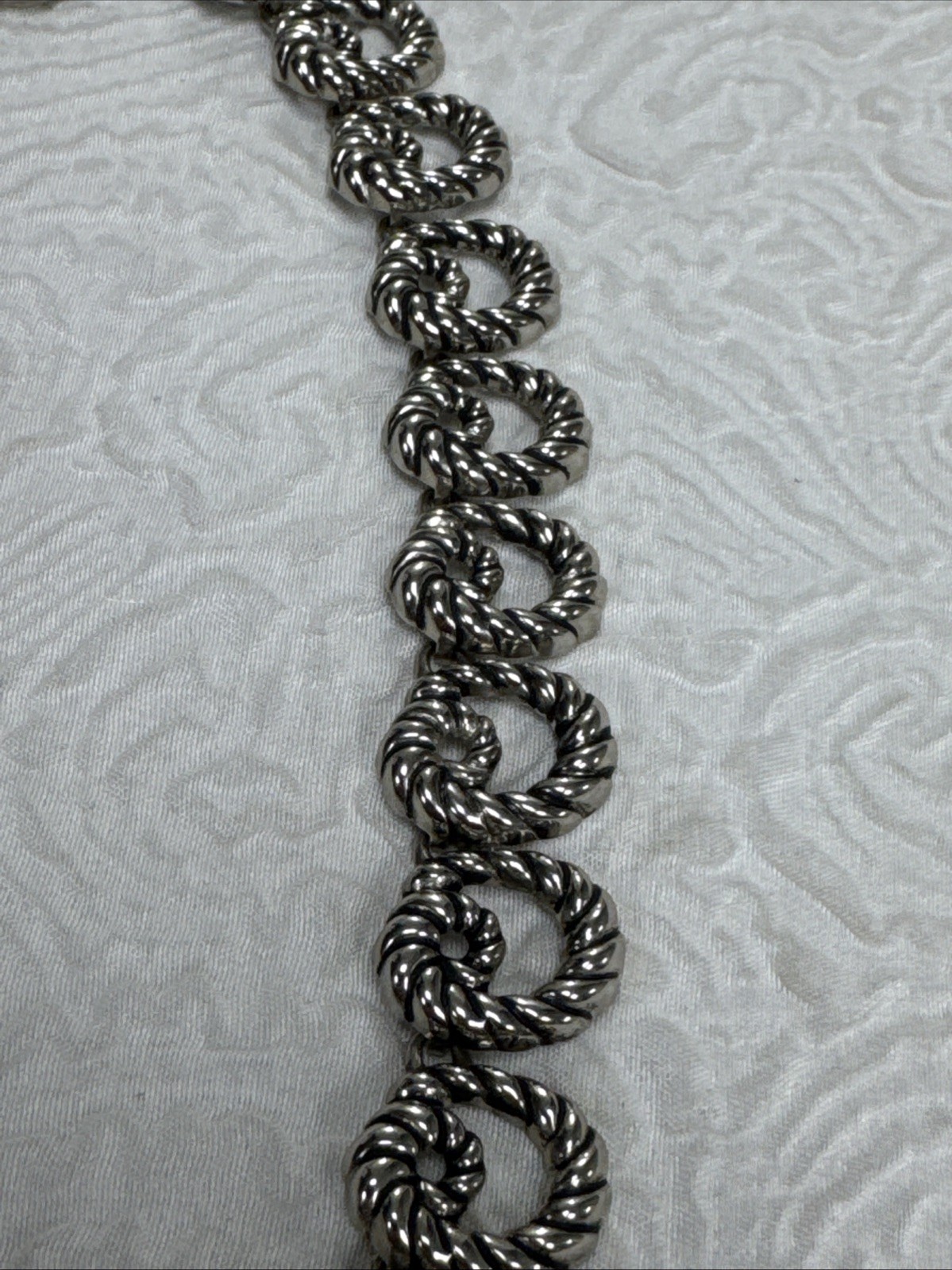 Vintage Chunky Intertwined Silver Knot or Circular Braided Link 17” Necklace