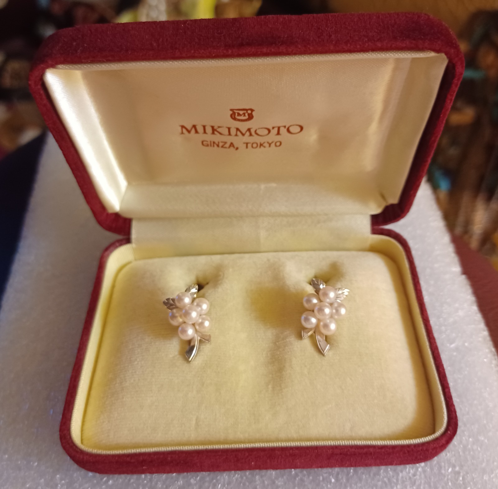 Vintage Mikimoto Flower Pearl Earrings ~ Screwback ~ Silver ~ 12 Pearls ~ Akoya