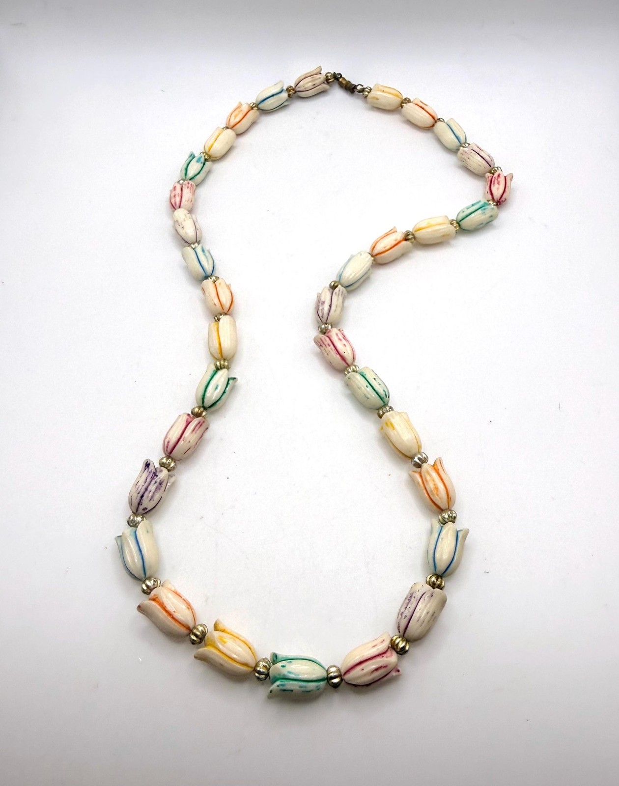 Vintage colorful textured off white acrylic tulip beaded necklace