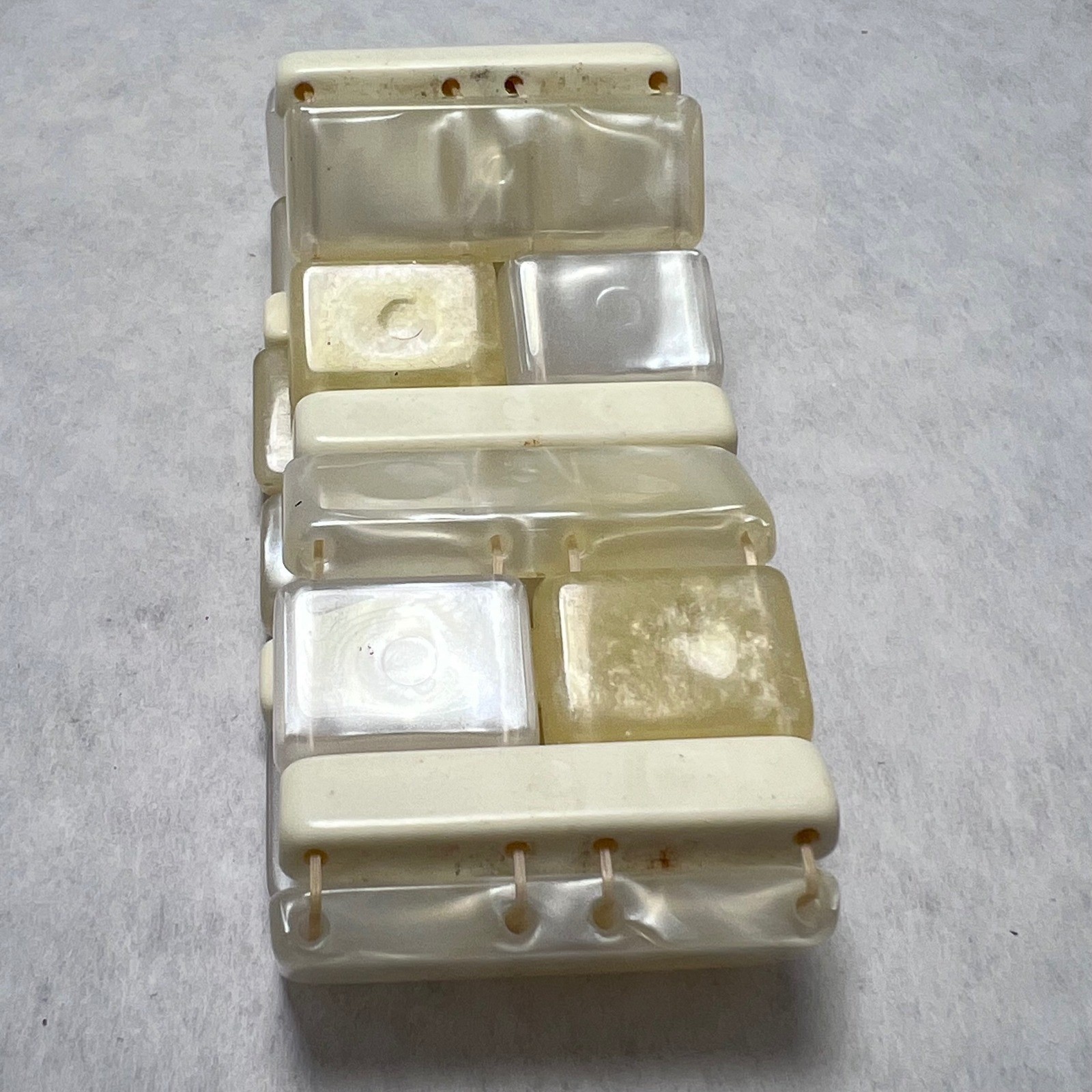 Stretch Beaded Cuff Bracelet Cream Yellow Lucite? Rectangular Beads Vintage