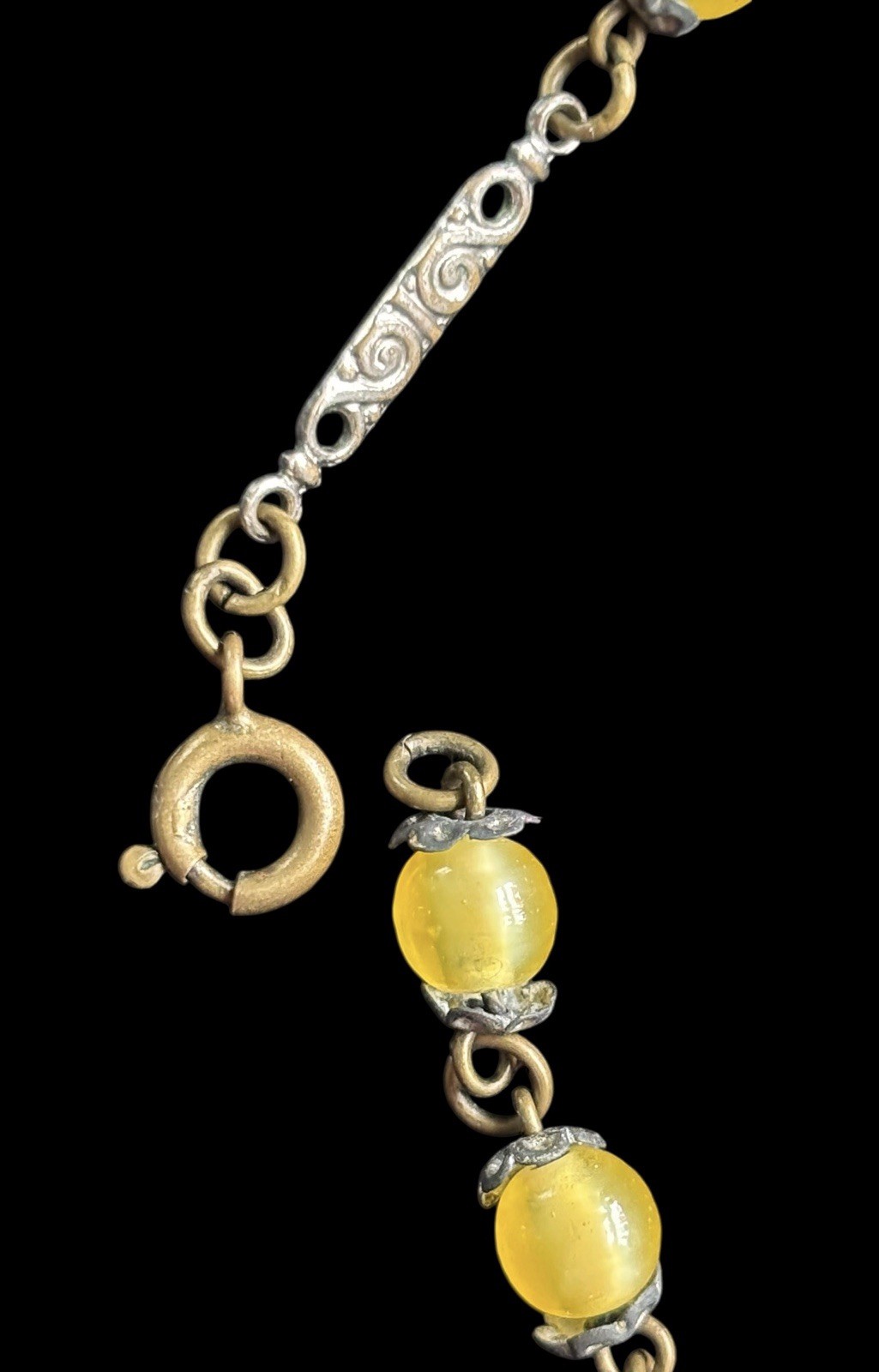 Antique Peacock Eye Foil Glass Uranium Glass Choker Necklace 16”