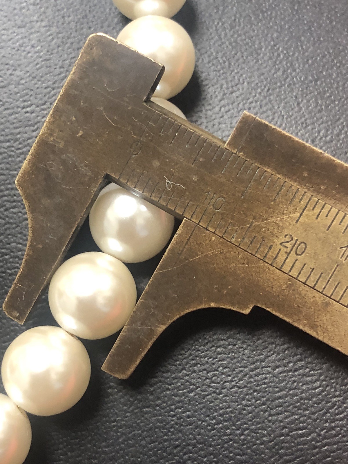 VTG NOS NAPIER GOLD TONE FAUX 10 MM PEARLS 30″ LONG NECKLACE