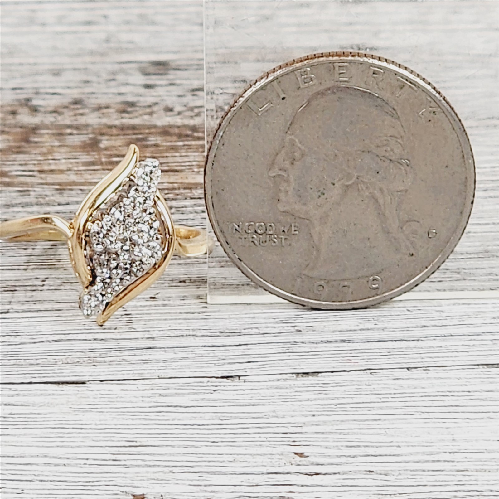 Vintage Retro 14K Yellow Gold .35 Ctw Diamond Ring 7.75 Mid Century Pretty