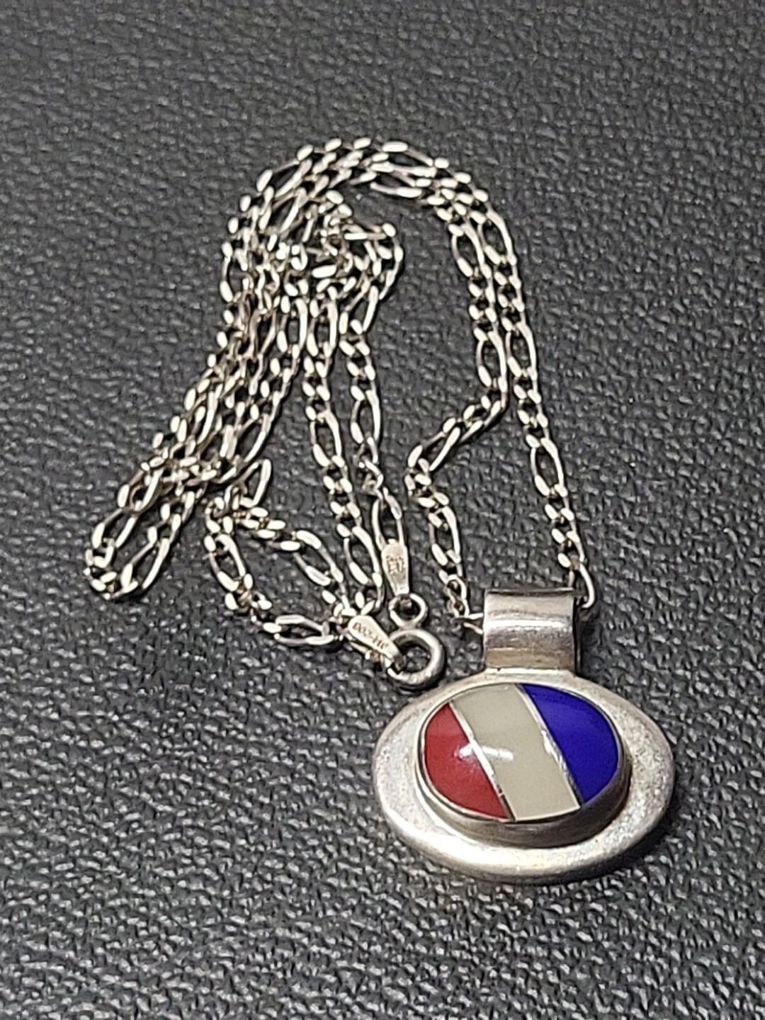 Vintage Sterling Silver Pendant Multiple Gem Inlay Design Red White And Blue