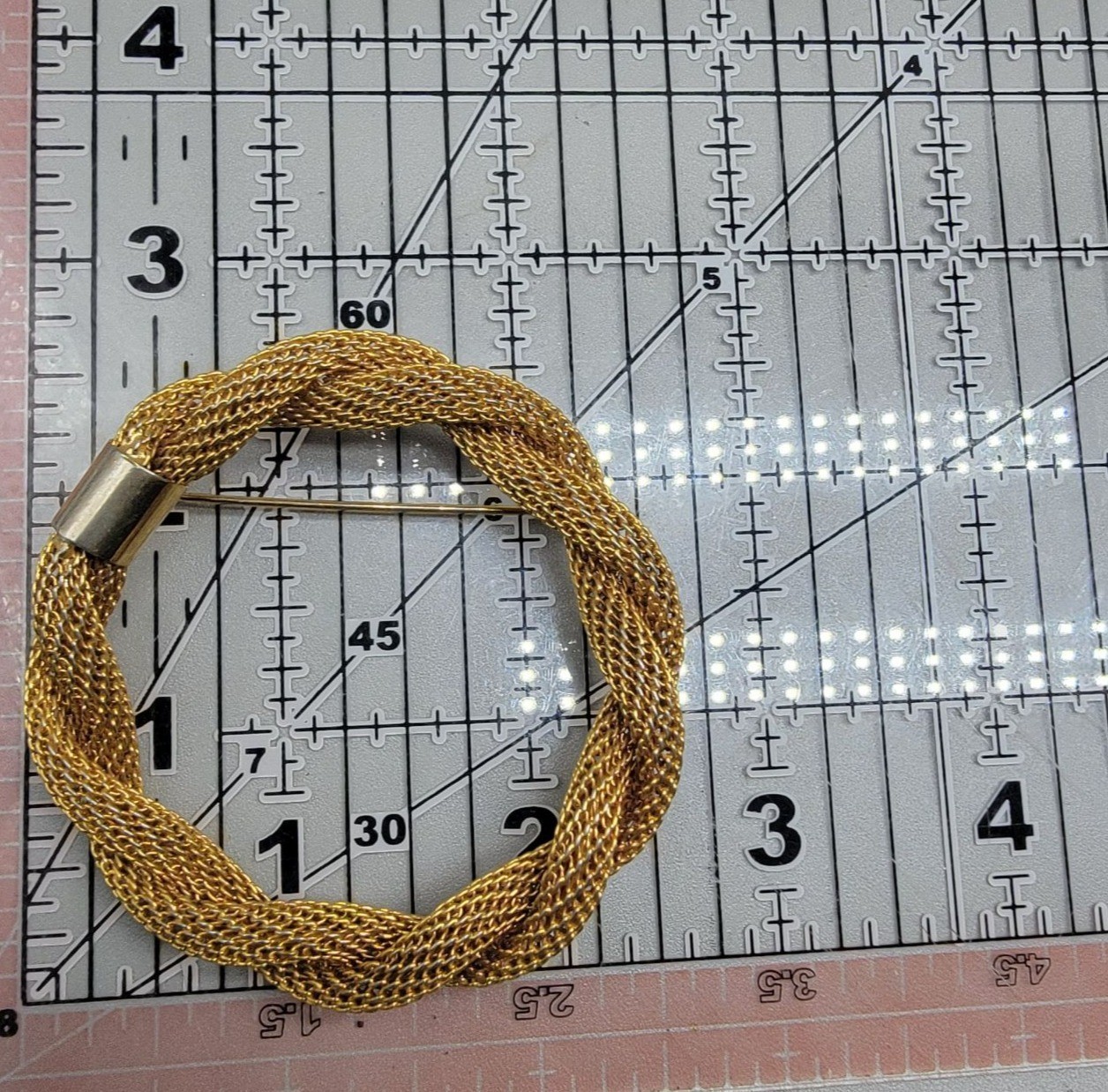 Vintage Gold-Tone Braided Mesh Circle Brooch Pin With Safety Clasp