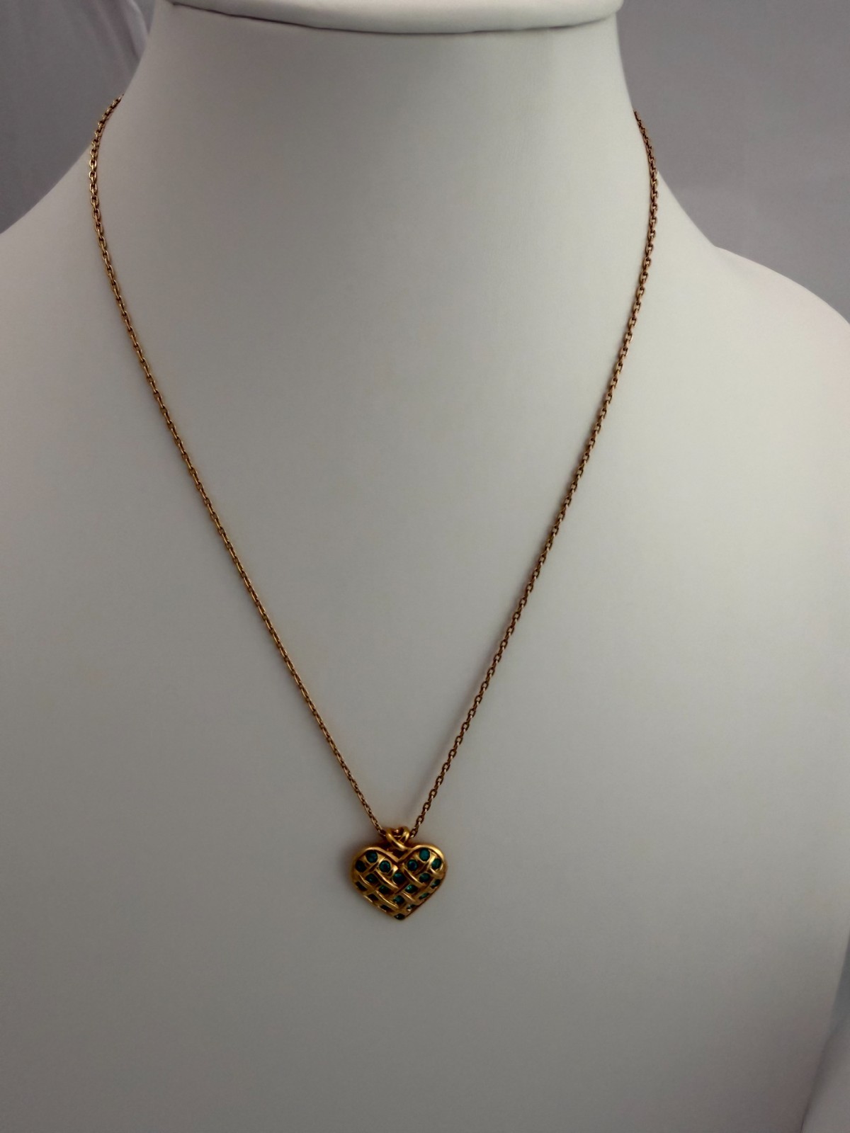 Vintage Avon Lattice Weave Heart Pendant Necklace Teal Aquamarine Rhinestone