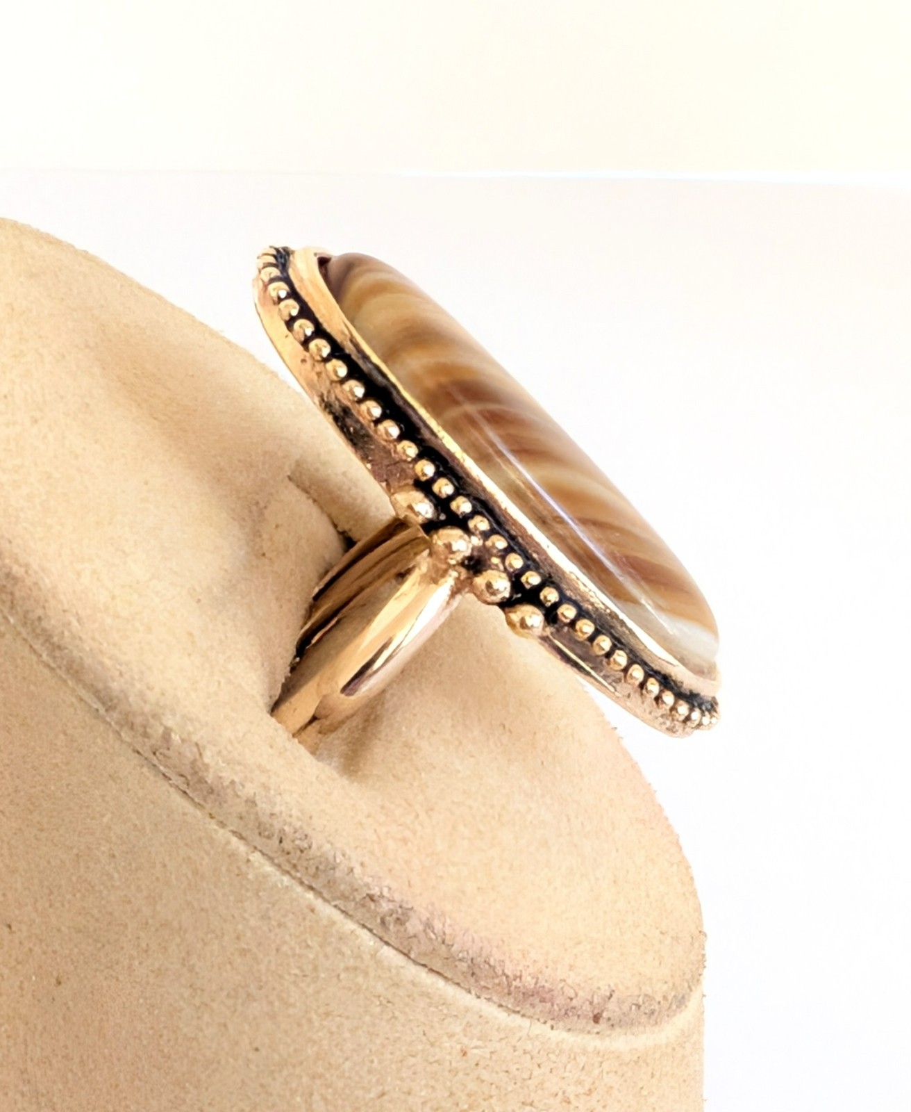 Avon 1978 Shimmering Sands Ring Brown Faux Agate Gold Tone Size 6
