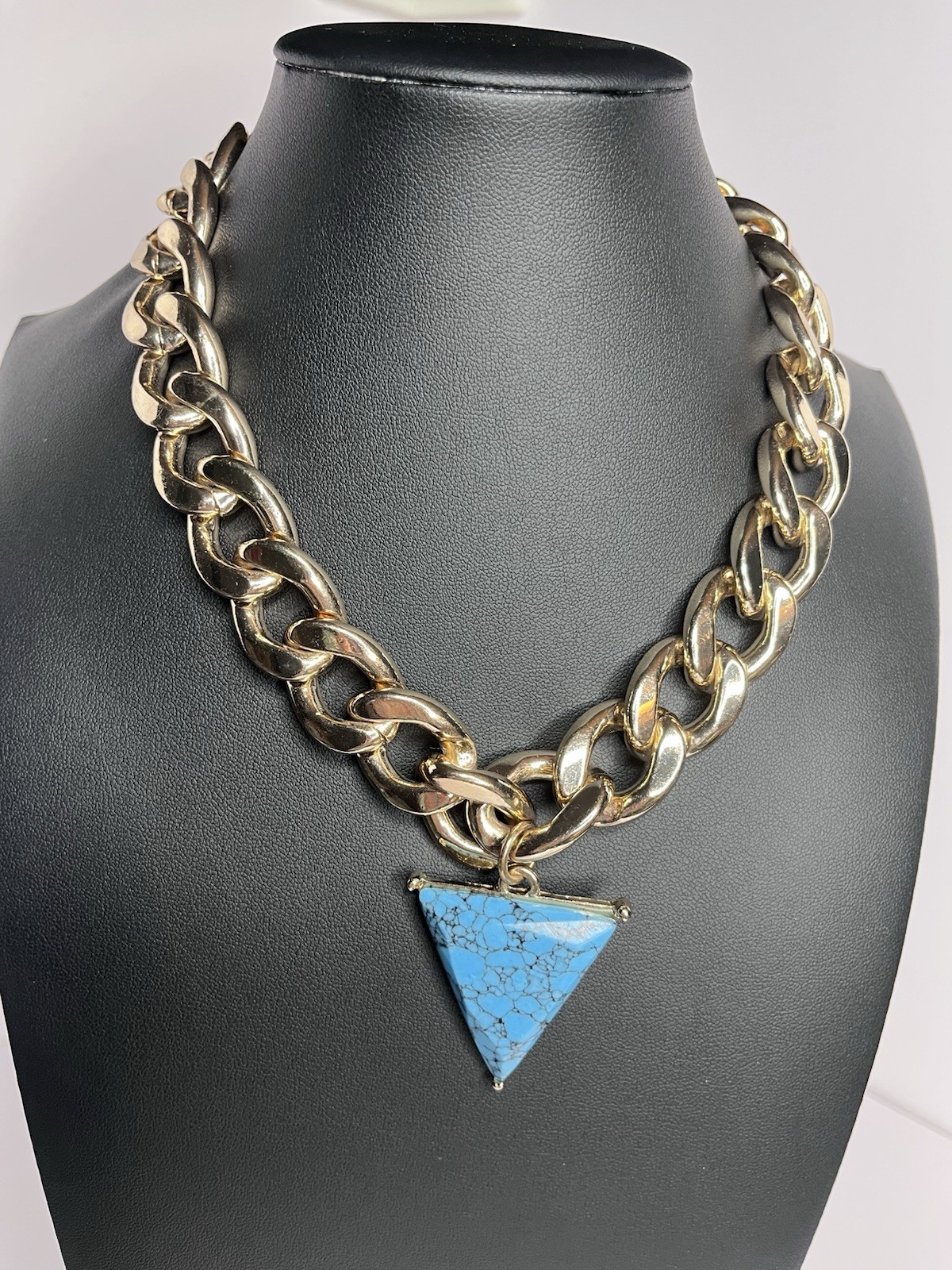 Vintage Faux Turquoise Triangle & Chunky Gold Tone Necklace 16-18 1/2 Inch