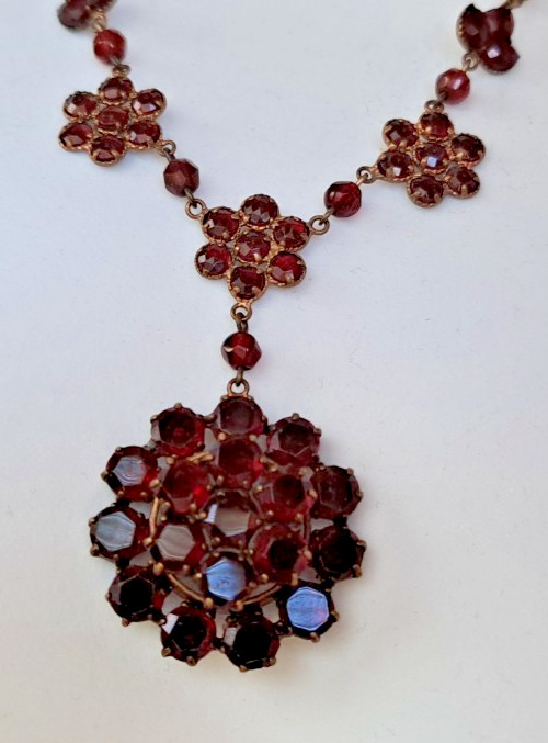 GARNET NATURAL GENUINE 118 GEMS BOHEMIAN 18″ PENDANT NECKLACE VINTAGE #708
