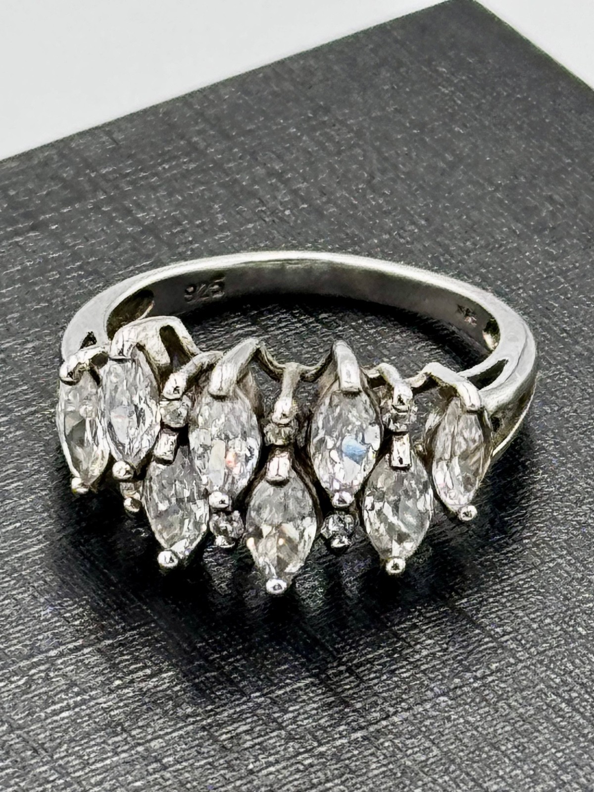 Vintage 925 Sterling Silver Elegant Ring CZ Marquise Prong Cluster Sz 7.25