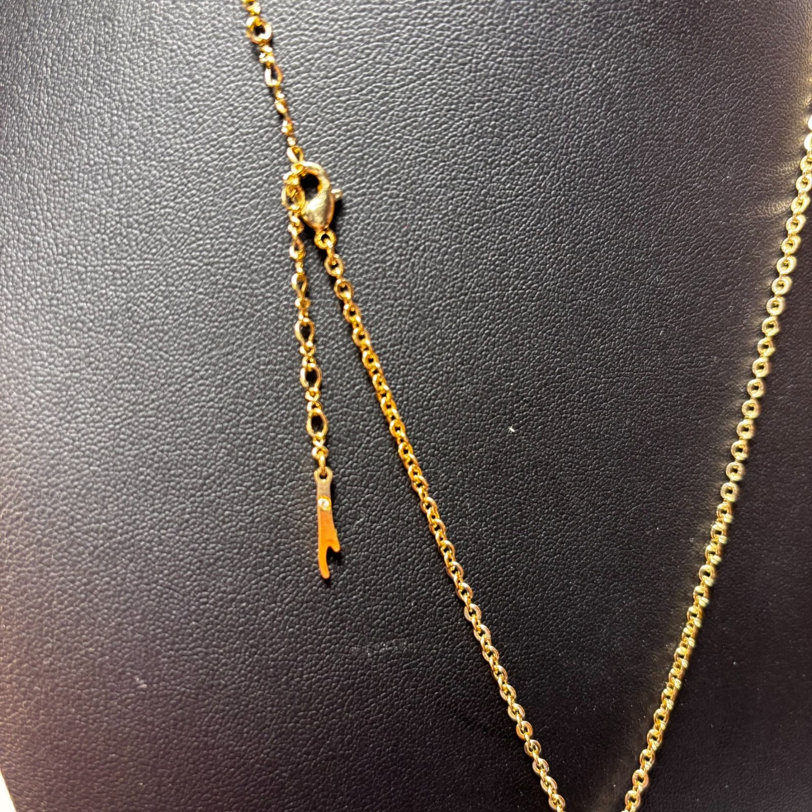 Pendant Necklace Gold Tone Delicate Rose Quartz Pendant