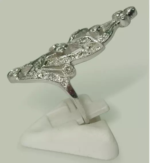 Gorgeous Brilliant Round Cut Lab-Created 1.52CT Diamond Floral Antique Fine Ring