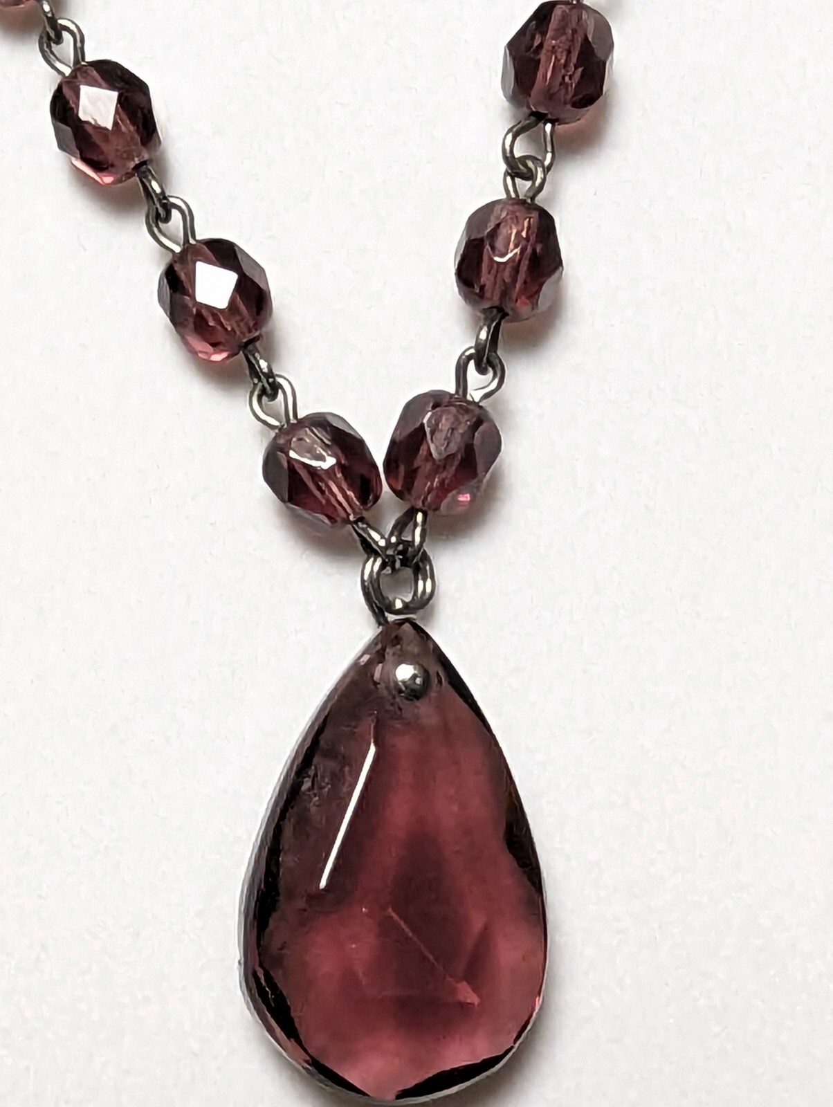 Vintage Maroon Beaded Necklace 16″ Black Metal