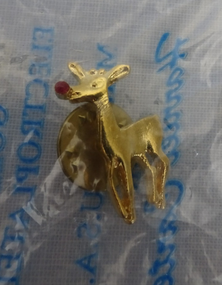 NIP Vtg Harriet Carter 24kt Gold Electroplated Genuine Ruby Rudolph Reindeer Pin