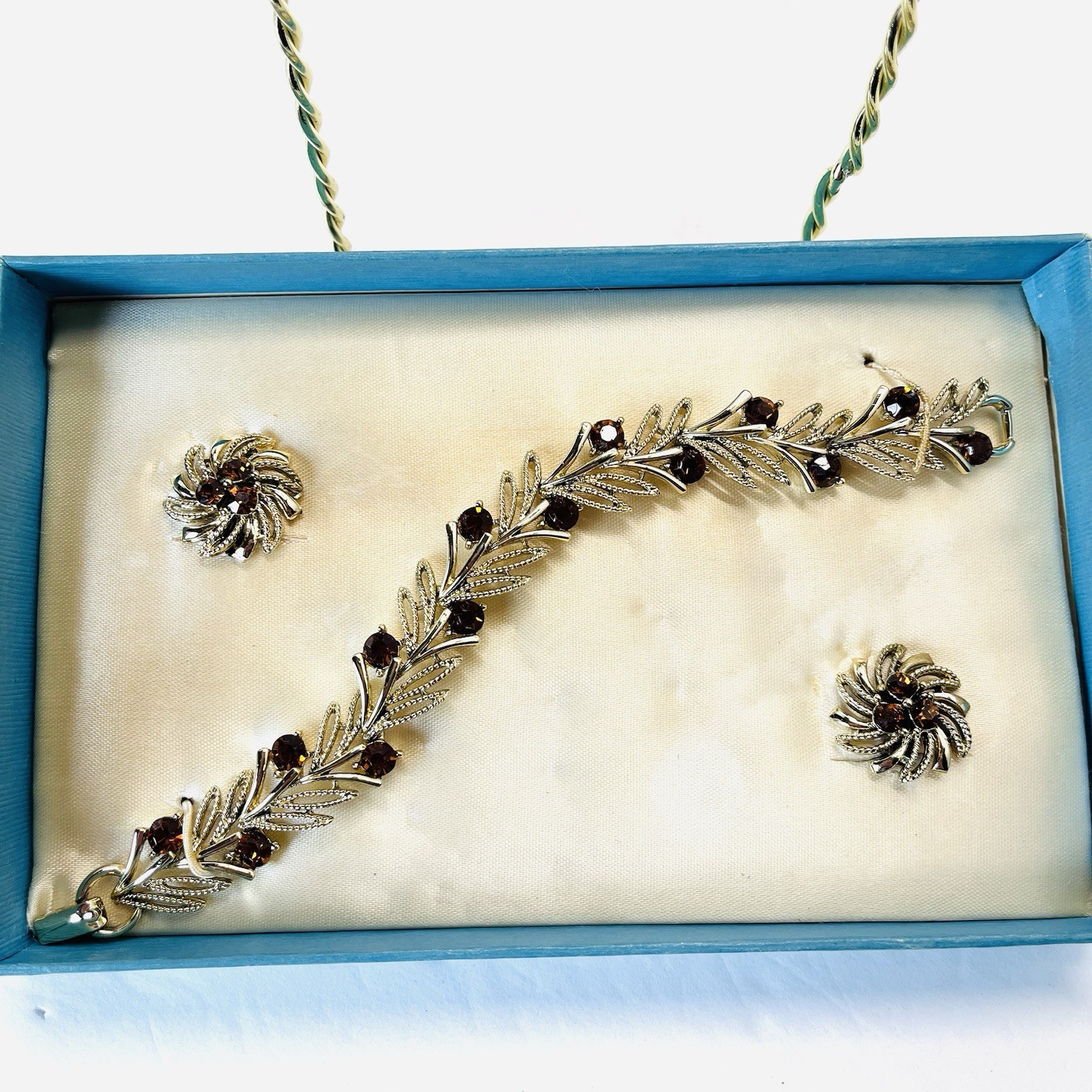 Vtg Lisner Earrings & Bracelet Set -Gold Tone – Topaz Glass -New Old Stock 7.25”