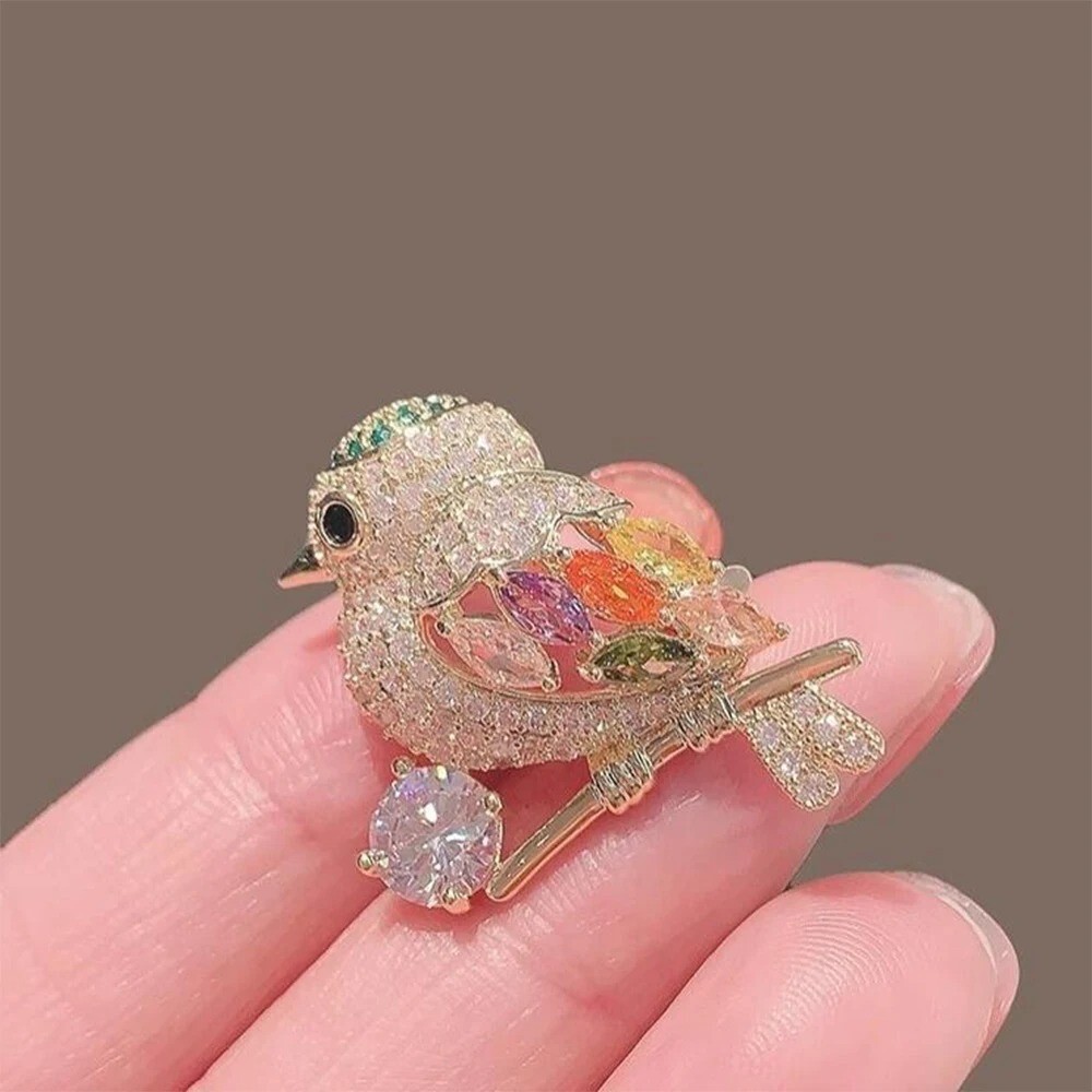 Shiny Rhinestone Cute Bird Corsage Brooch Decorated Clothing Lapel Pin Women New