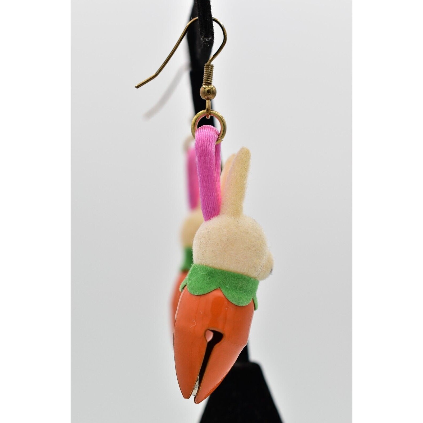 Vintage Easter Bunny Earrings White Velvet Rabbit Carrot Bell Dangle 1980s 9D