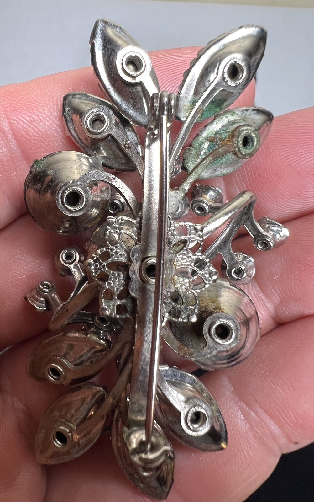 VTG Blue Tones Floral Design Rhinestone Brooch Silver Toned Metal 2.5” Rare