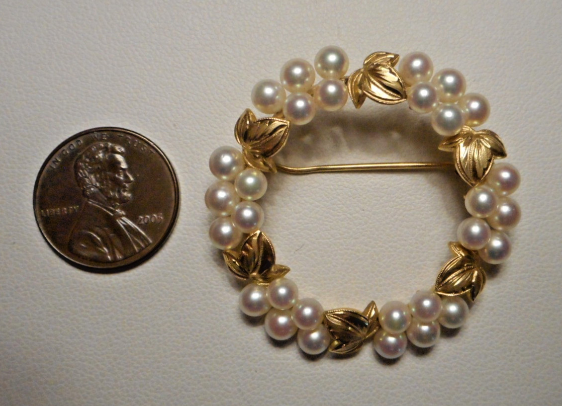 Early Signed K Mikimoto Tokyo 14K Gold Cultured Pearl Leafy Circle Brooch 10.4g