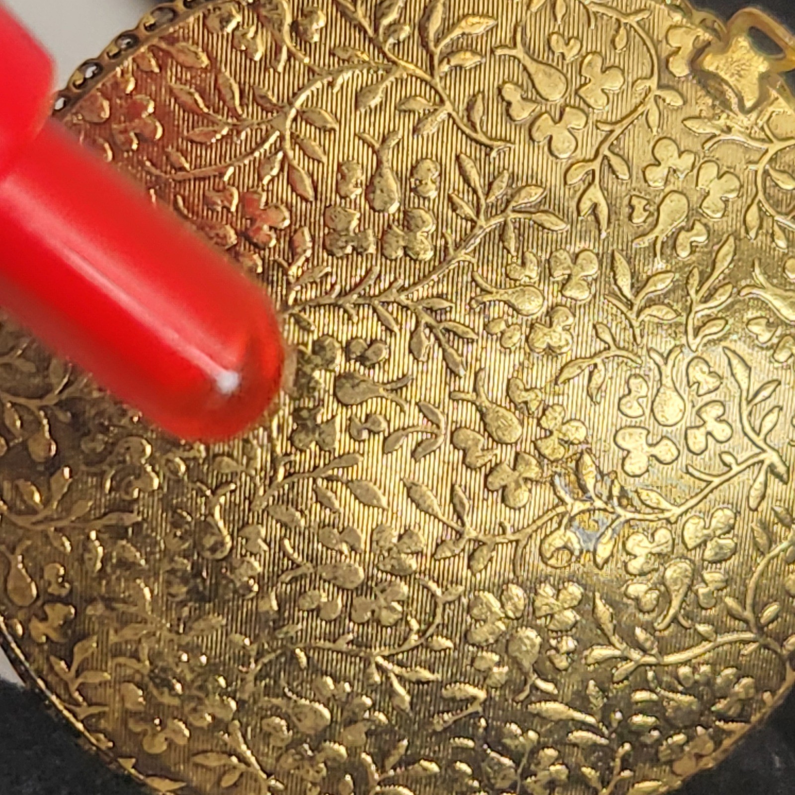Antique Victorian Style Gold Tone Green Enamel Seed Pearl Round Floral pendant