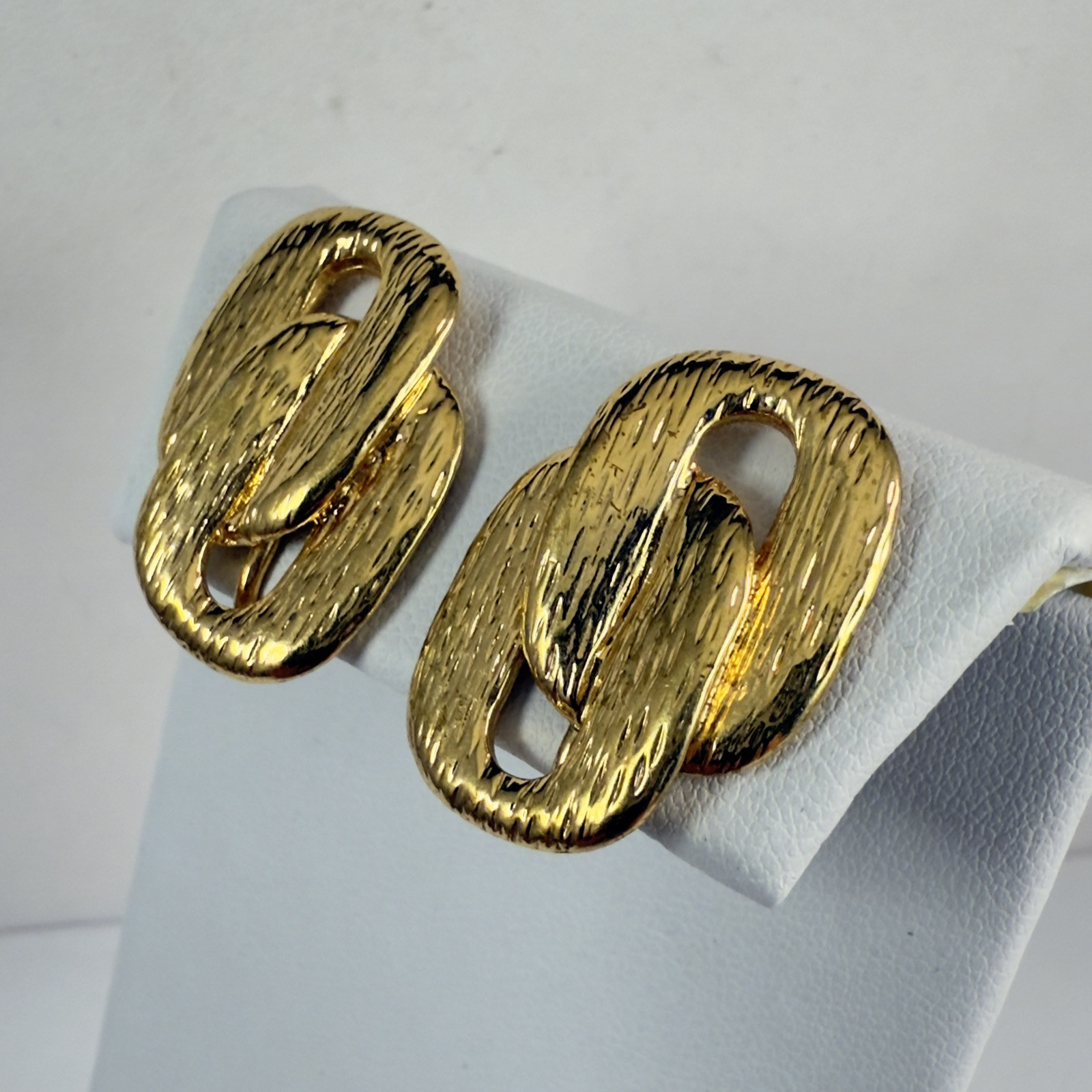 Vintage NAPIER Signed Double Gold Tone Chain Link Adjustable Clip on Earrings