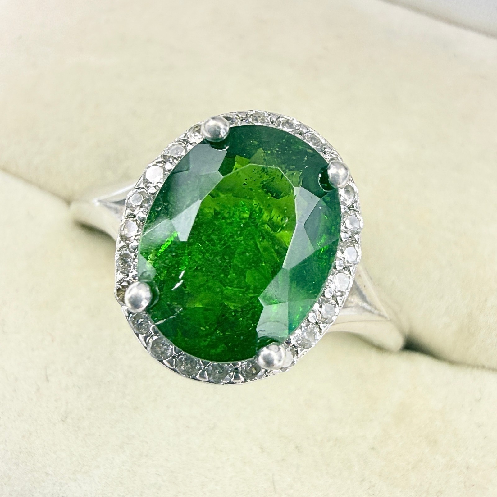 Signed BBJ Sterling Silver Green Iolite Oval Cut Cocktail Statement Ring Sz 10