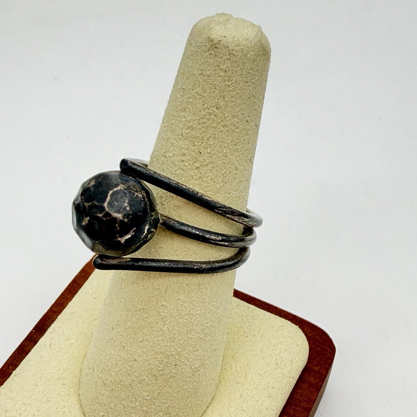 Vtg DDD DOMINIC DINOUART 925 Ring Hammered Ball Modernist MEXICO Sz 7