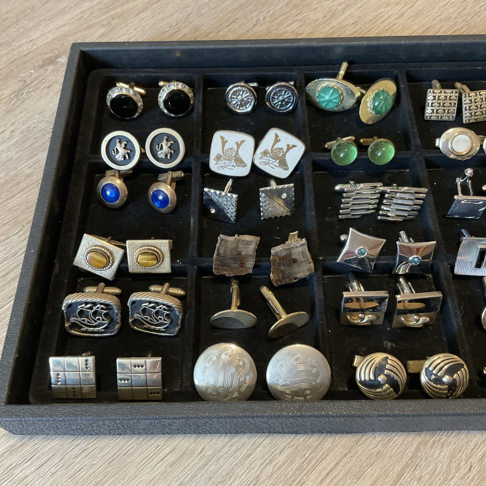 VTG 101 PC MEN’S JEWELRY LOT CUFFLINKS TIE BARS CHAINS TACS & SETS 14 SWANK! +++