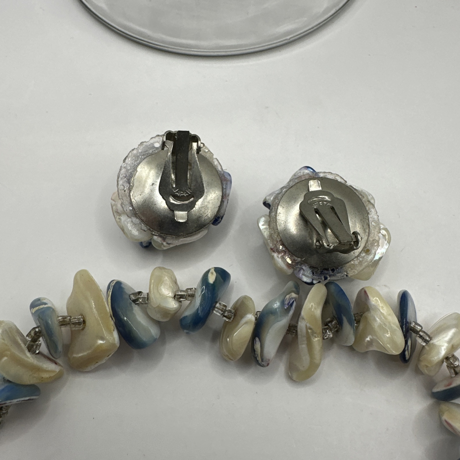 CUTE VINTAGE JAPAN SINGLE STRAND BLUE SHELL NUGGETS NECKLACE & EARRING SET