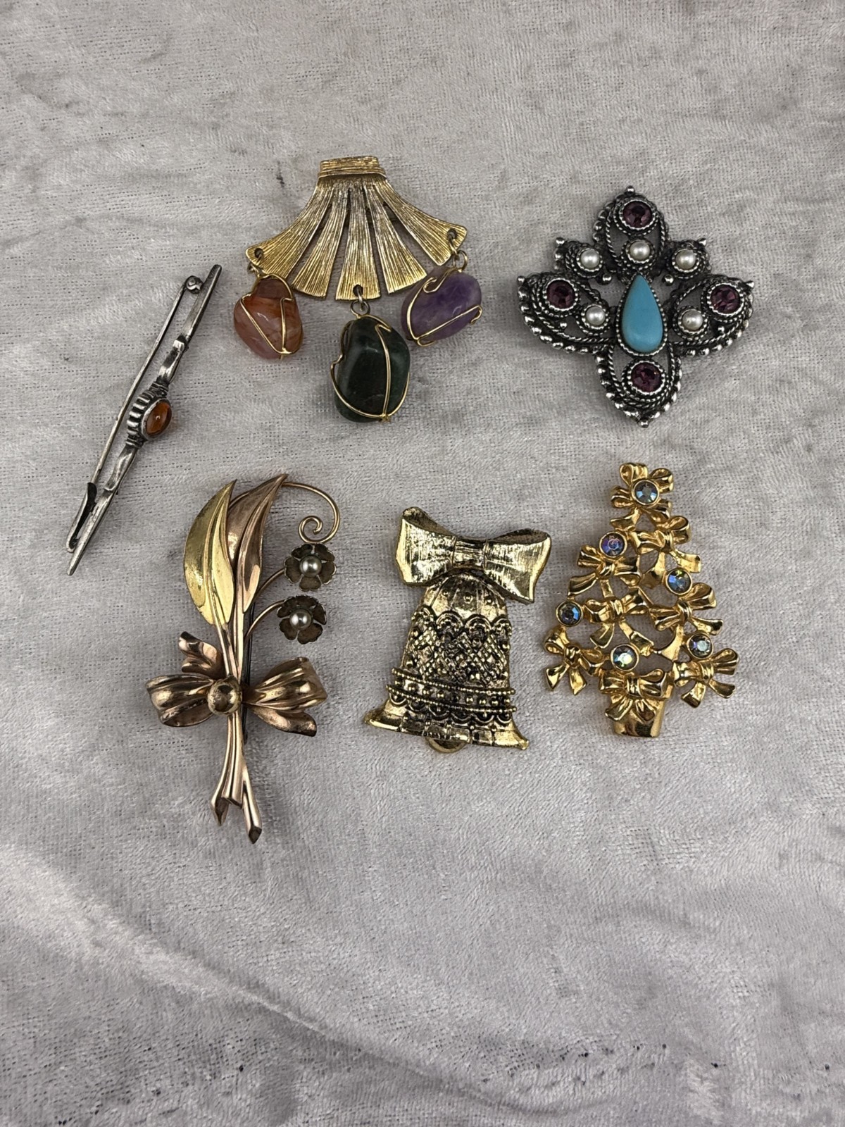 Vintage Brooch Lot Stones Avon Tree Gold Tone