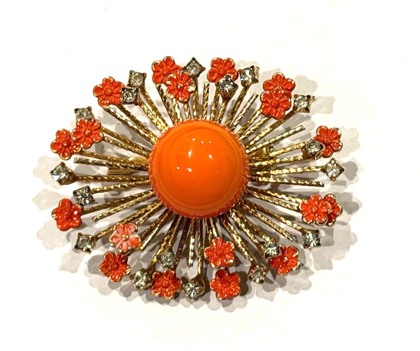 WARNER ORANGE ENAMEL LUCITE RHINESTONES GOLD ATOMIC 1.75″ OVAL PIN BROOCH MCM