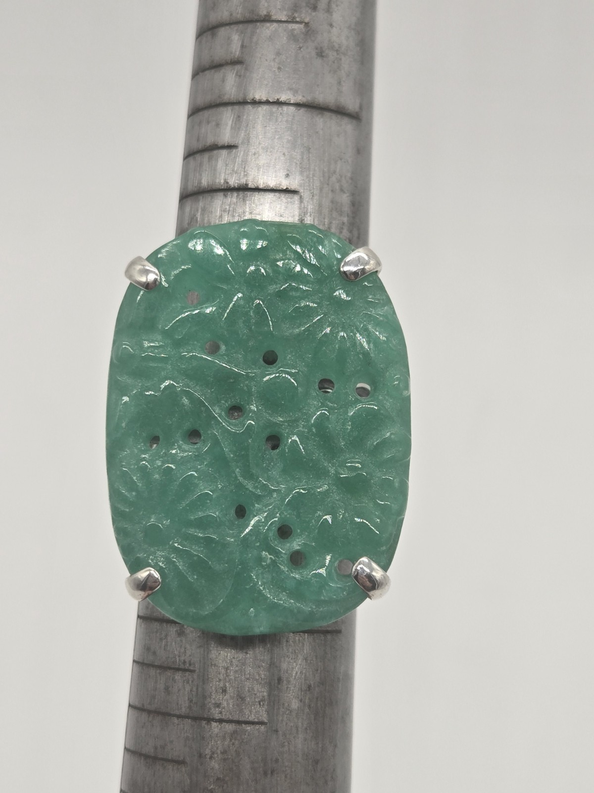 Vintage Amy Kahn Russell AKR 925 Sterling Silver Carved Green Jade Ring Size 9