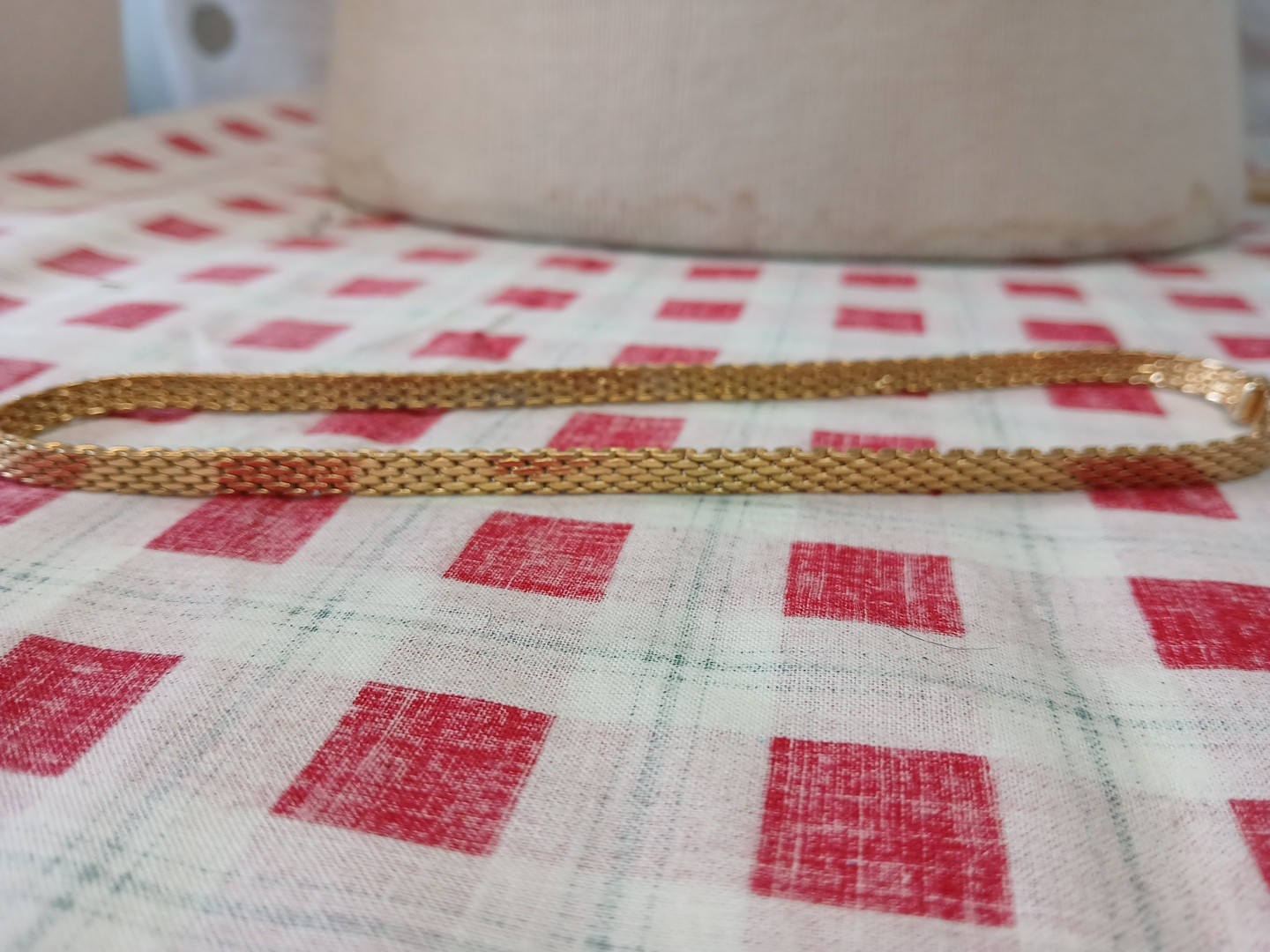 Vintage Signed MONET Gold Plated 17” Mesh Link Chocker Collar Chain Necklace