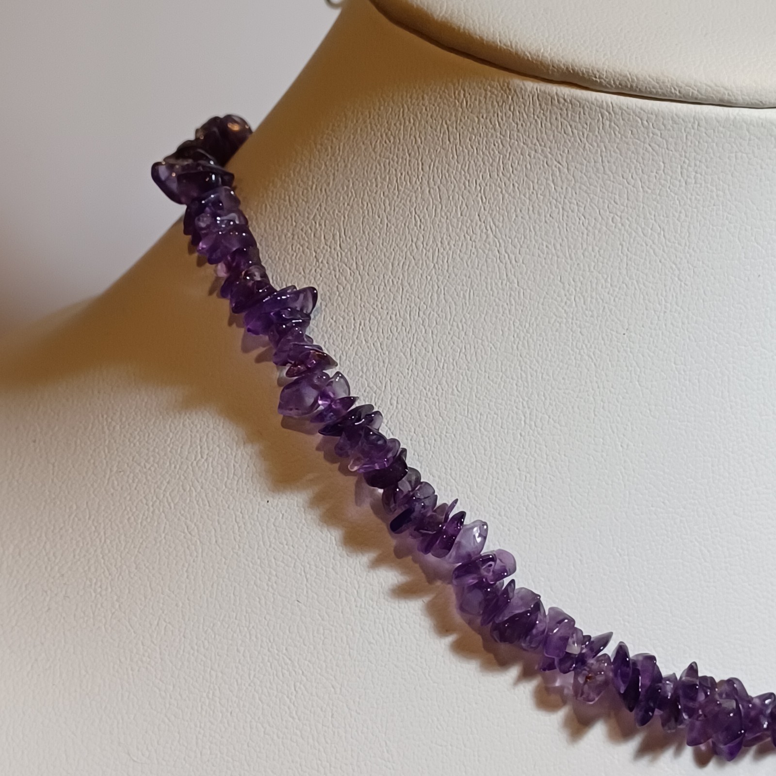 Amethyst Chip Bead Vintage Necklace 17.5 Inch