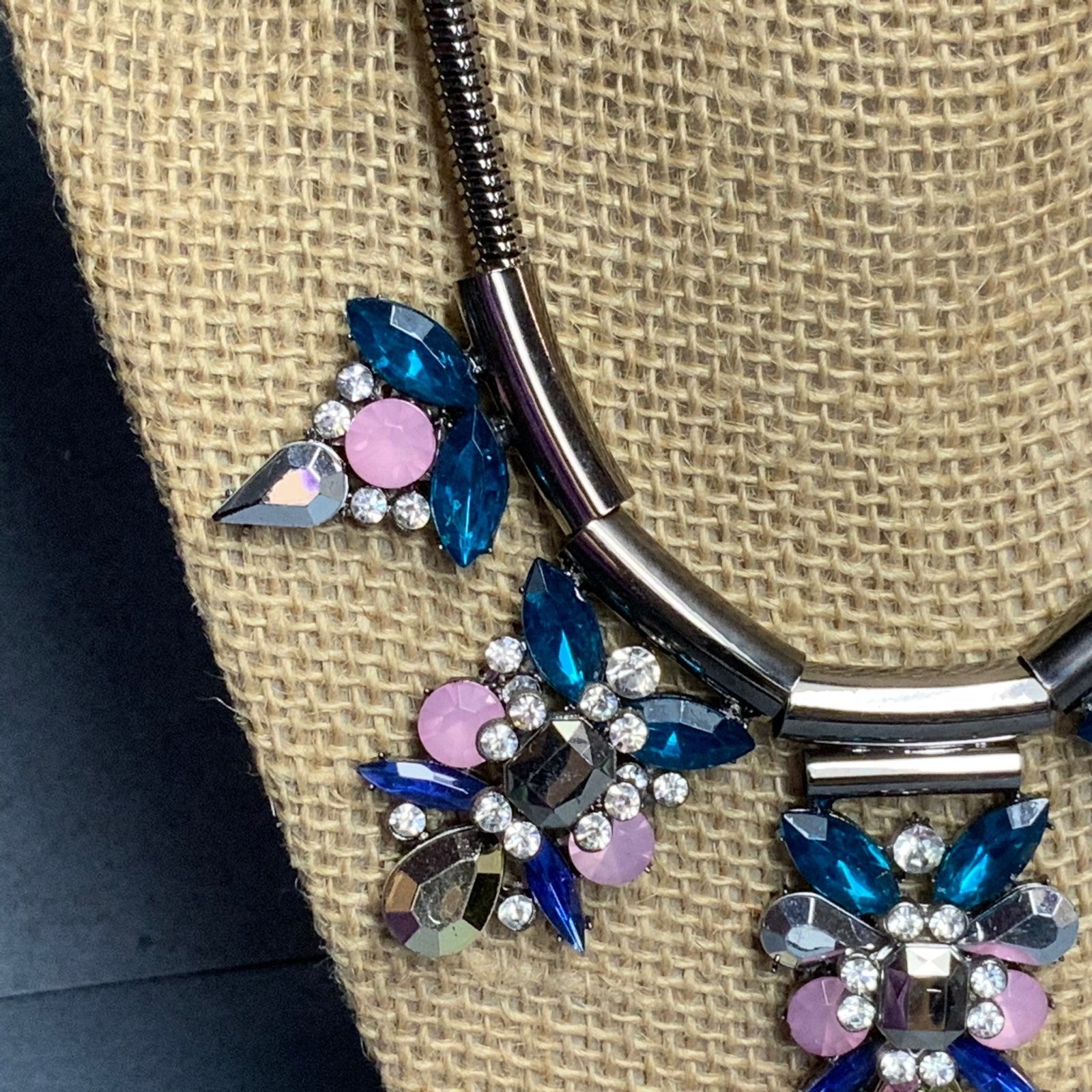 Gunmetal Silver Rhinestone Necklace 16 In Blue Faceted Pink Iridescent Stones