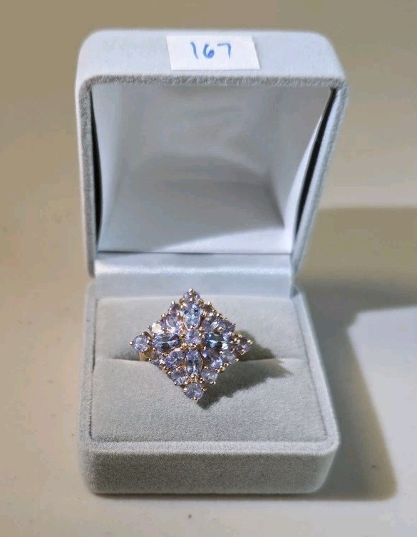 Vintage Violet And Blue Gold Tanzenite Ring