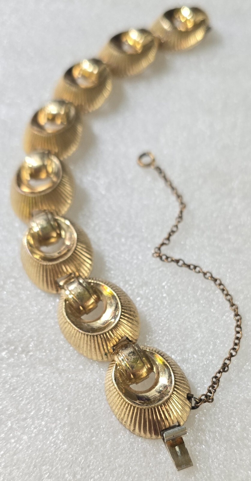 Antique Vintage Brass GF Dimensional Scallop Link Hidden Clasp Bracelet