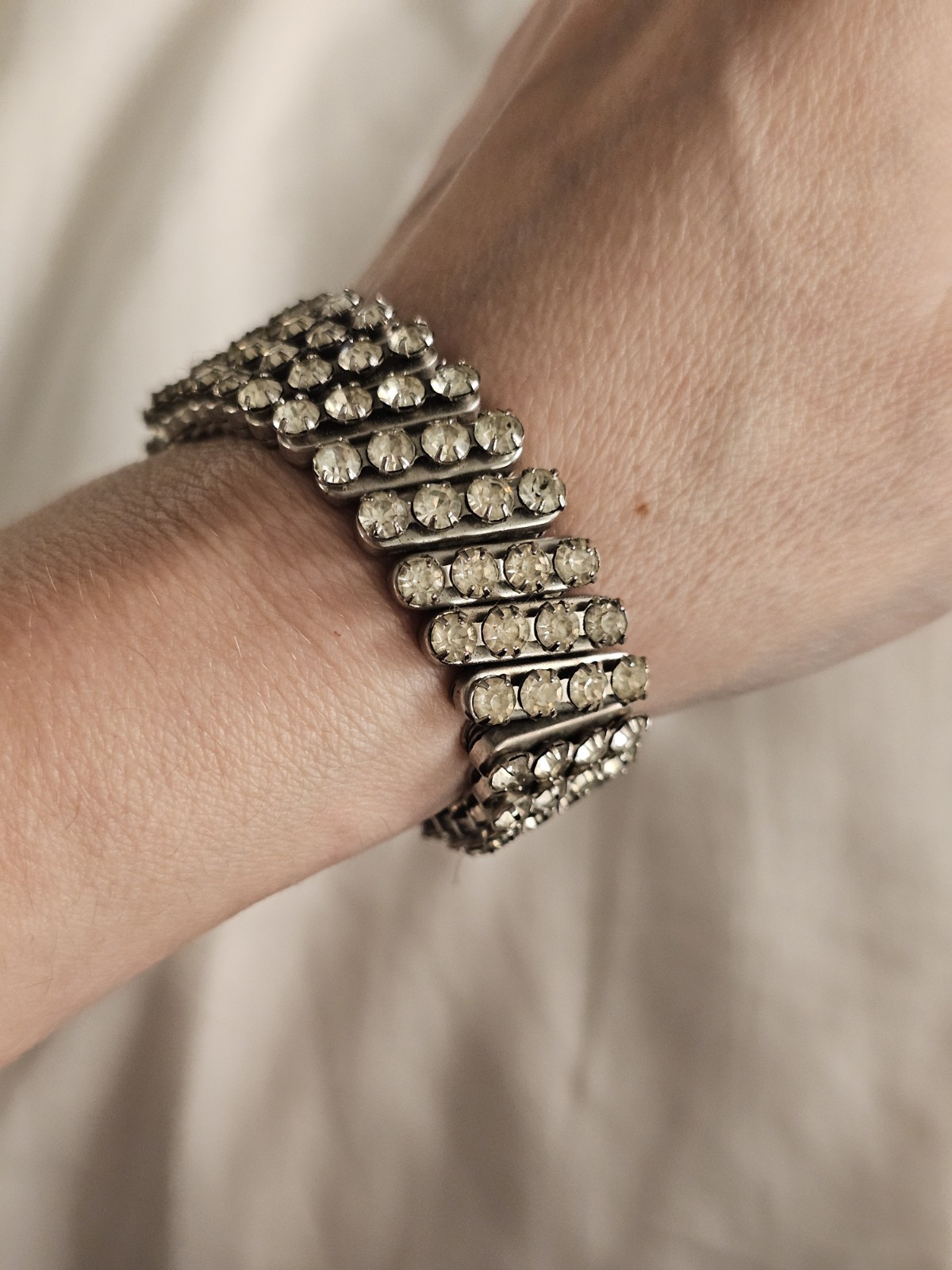 Vintage Silvertone Rhinestone Expanding Bracelet Midcentury