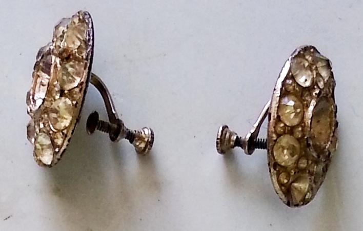 Vintage Stone Set Antique EARINGS from 1930’s 1940’s 1950’s – screw in clip