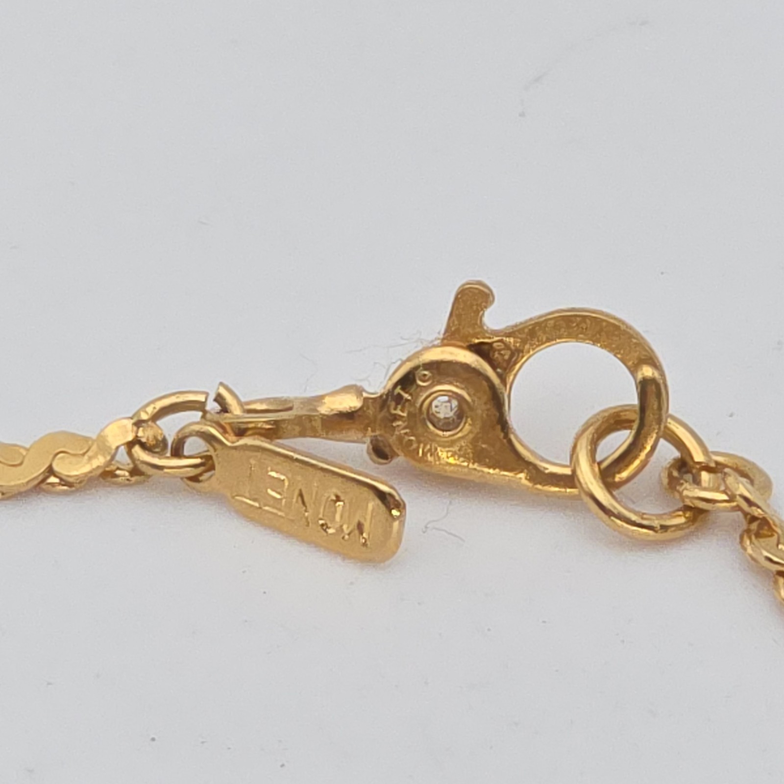 Genuine Vtg MONET Bracelet Serpentine Chain Sister Clasp Gold Plate Signed 7.25″