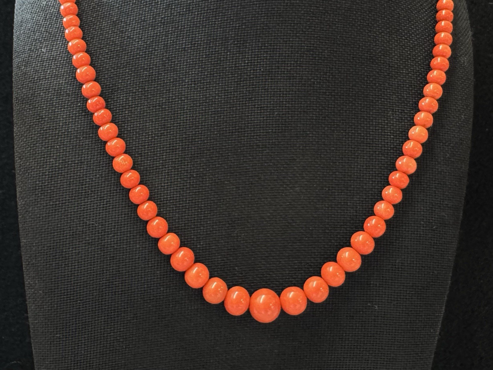 Vintage Vermeil Claps And Natural AAA Salmon Coral Graduated beads necklace 20in