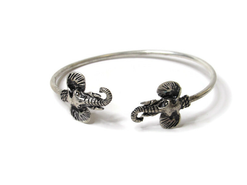 VTG Elephant Open Bangle Bracelet Antiqued Silver-Tone Safari Africa