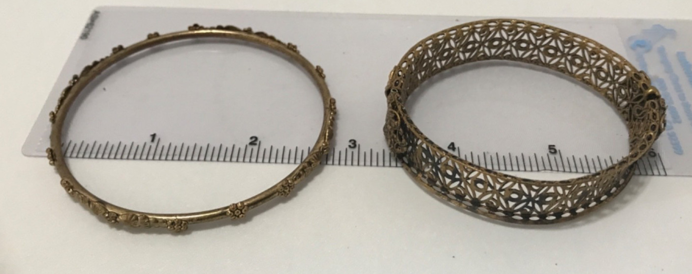 Lot of 14 Unique Gold Tone Costume Jewelry Necklaces Bracelet Brooch Earrings