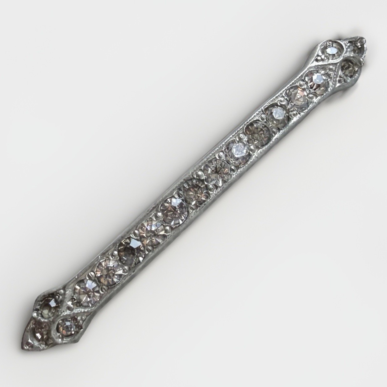 Vintage Art Deco Silverite Fishson H W Fisher & Sons Rhinestone Bar Brooch Pin
