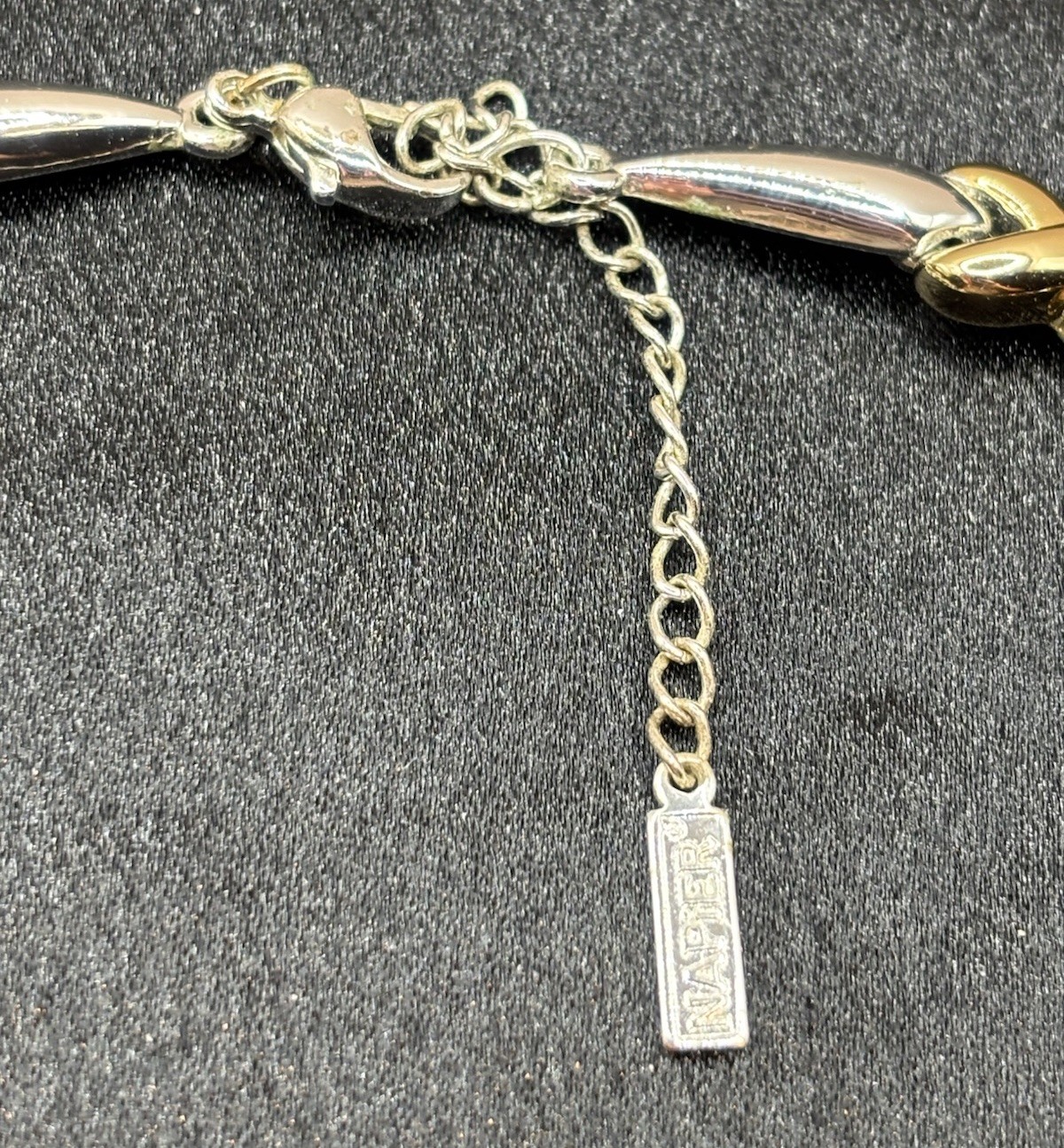 Vintage Napier Two Tone Hugs Kisses XO Link Necklace 17-18” Silver Gold Tones