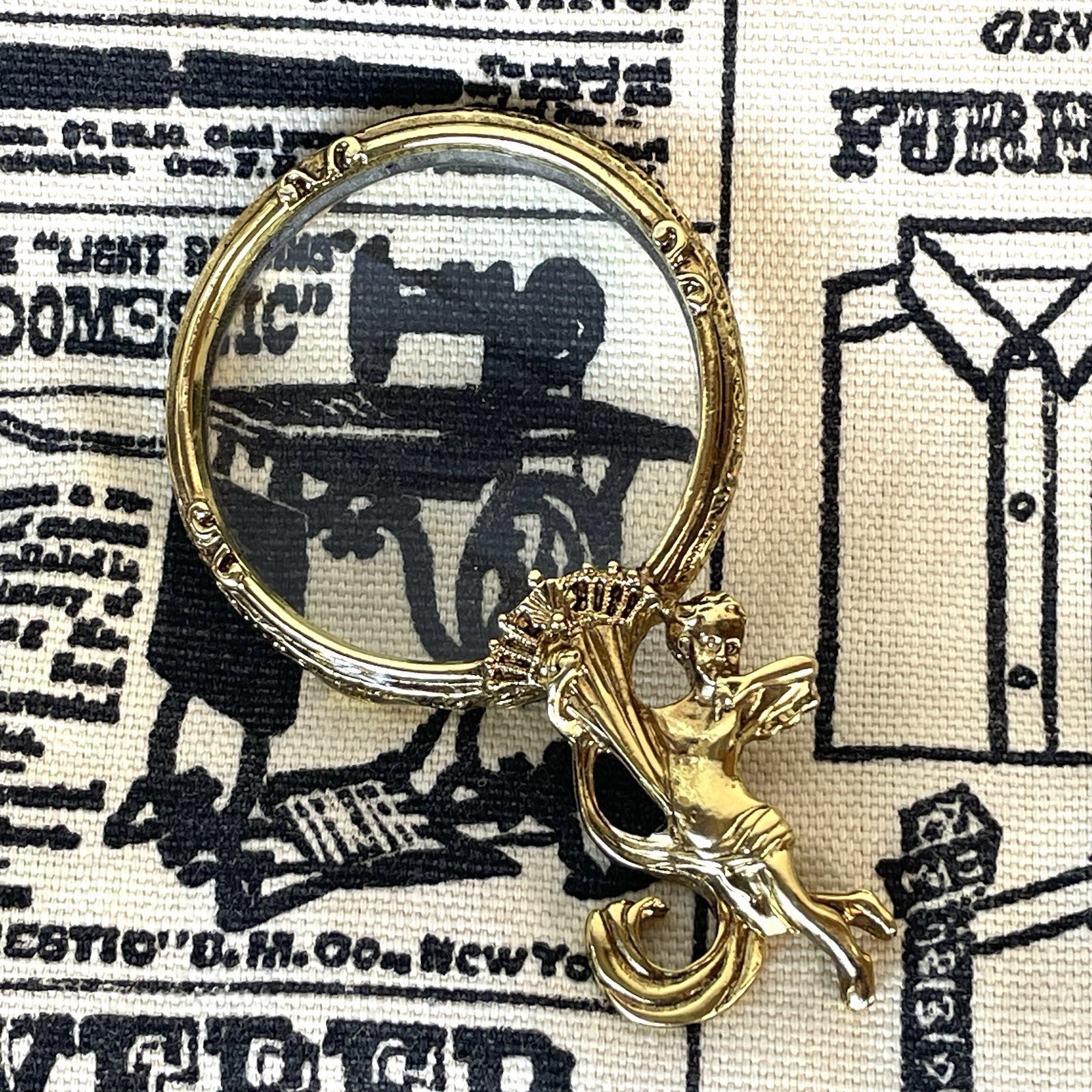 Vintage Gold Cherub Magnifying Glass Angel Hand Held, Purse, Hollywood Regency