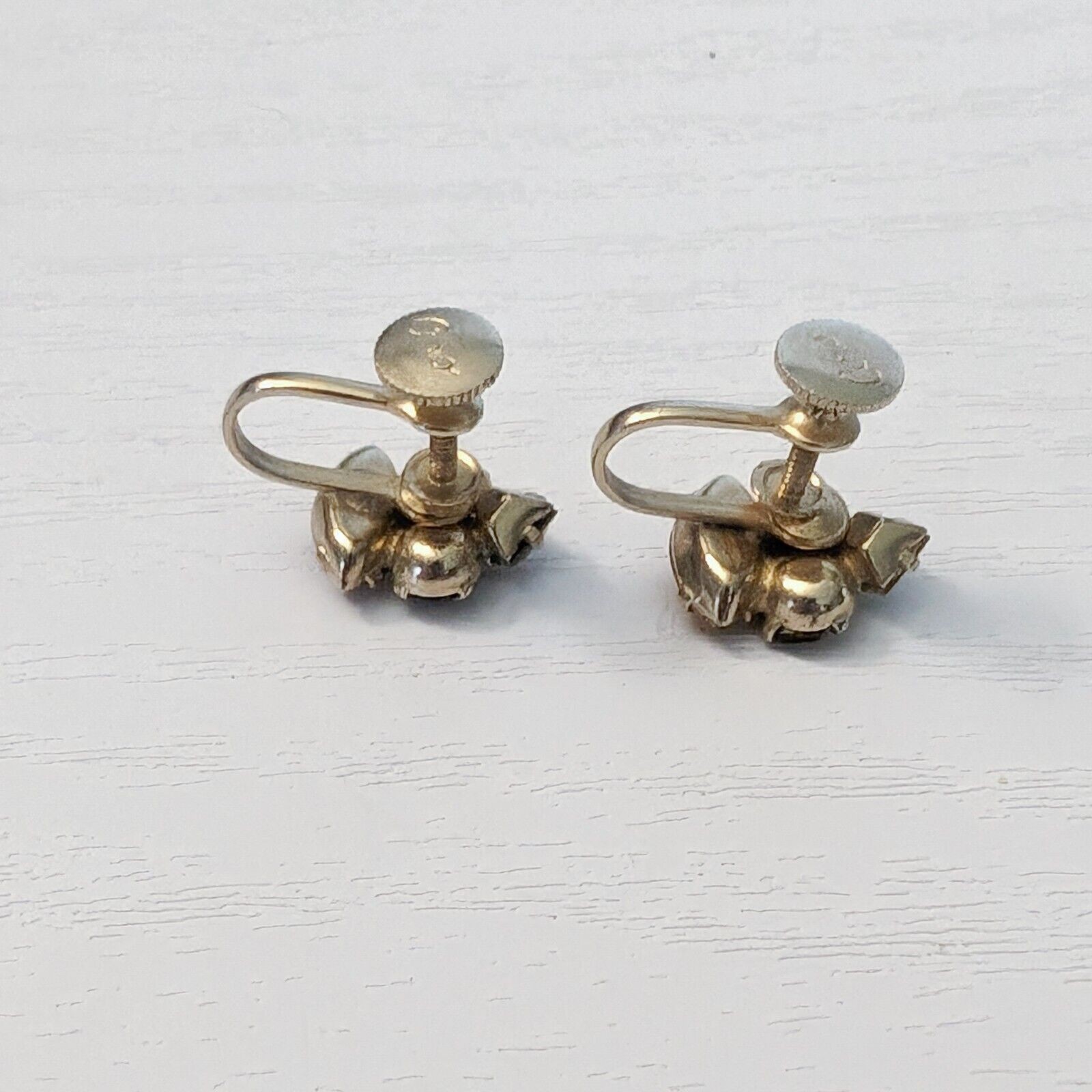 Vintage Coro Screw On Earrings – 0.5″