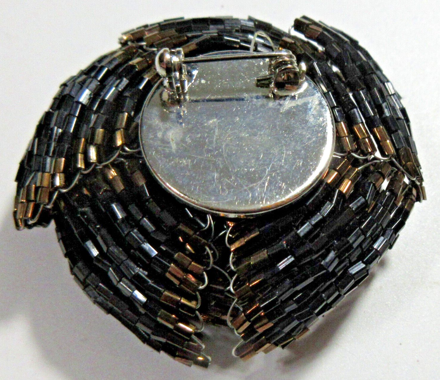 VTG UNUSUAL 3D BIG BLACK BRONZE TONE BEADED Flower Brooch SMALL SILVER TONE Pin